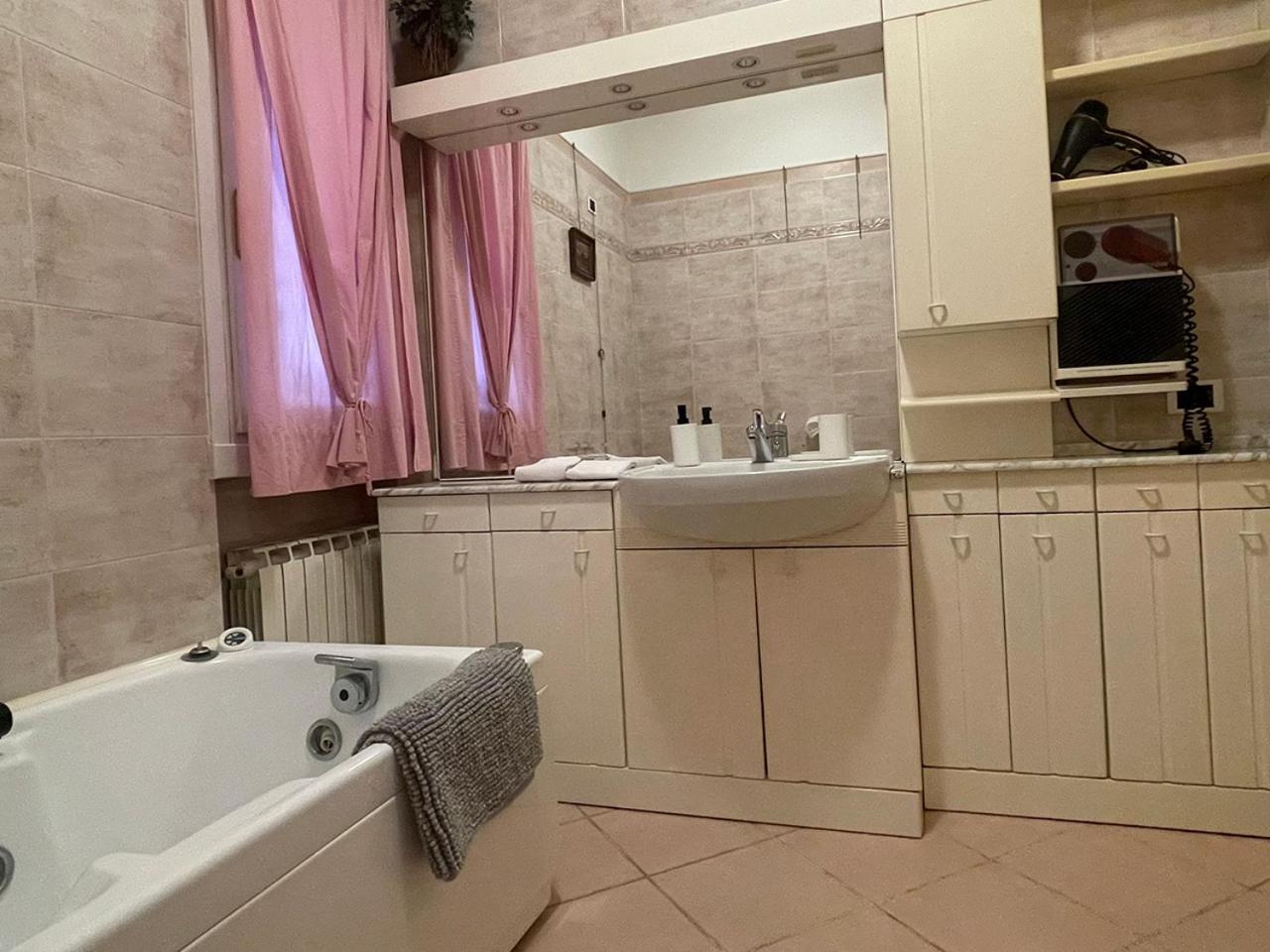 Villa Mario - Casa Vacanze Lavena Ponte Tresa Kültér fotó